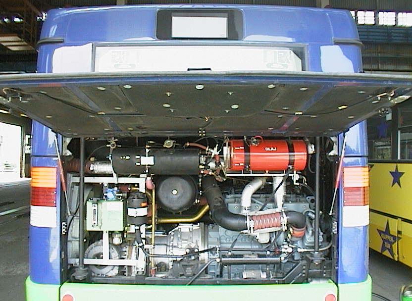 Az esélyegyenlőség jegyében - a hazai alacsonypadlós buszok fejlődése 12 412motor