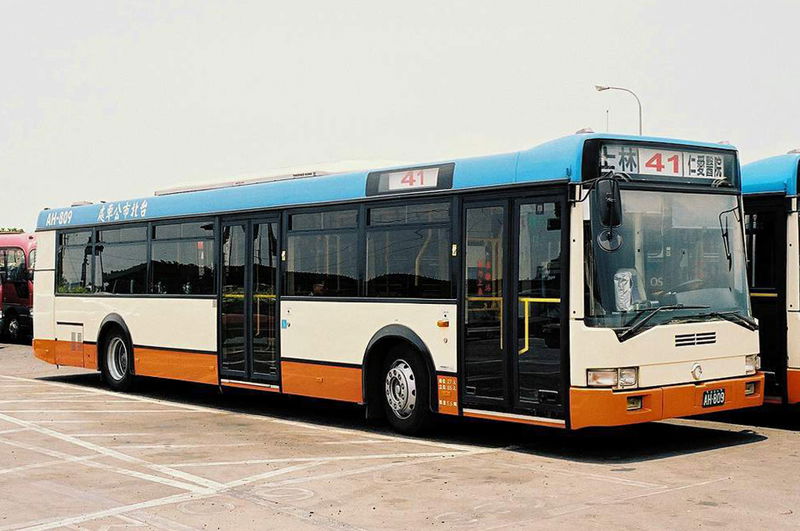 Az esélyegyenlőség jegyében - a hazai alacsonypadlós buszok fejlődése 15 metropolitantransportah809