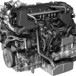 OM936 stehend 715x480