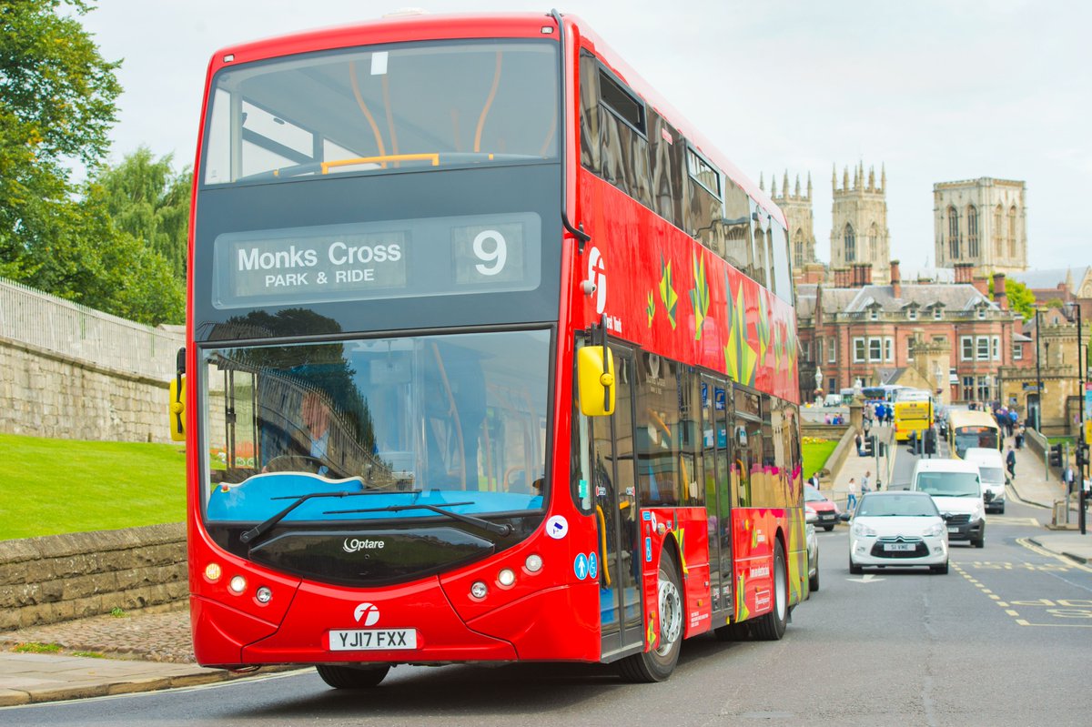 Áttörés: megkapta első megrendeléseit az Optare MetroDecker 4 DgOJuwHXUAIEJ9o