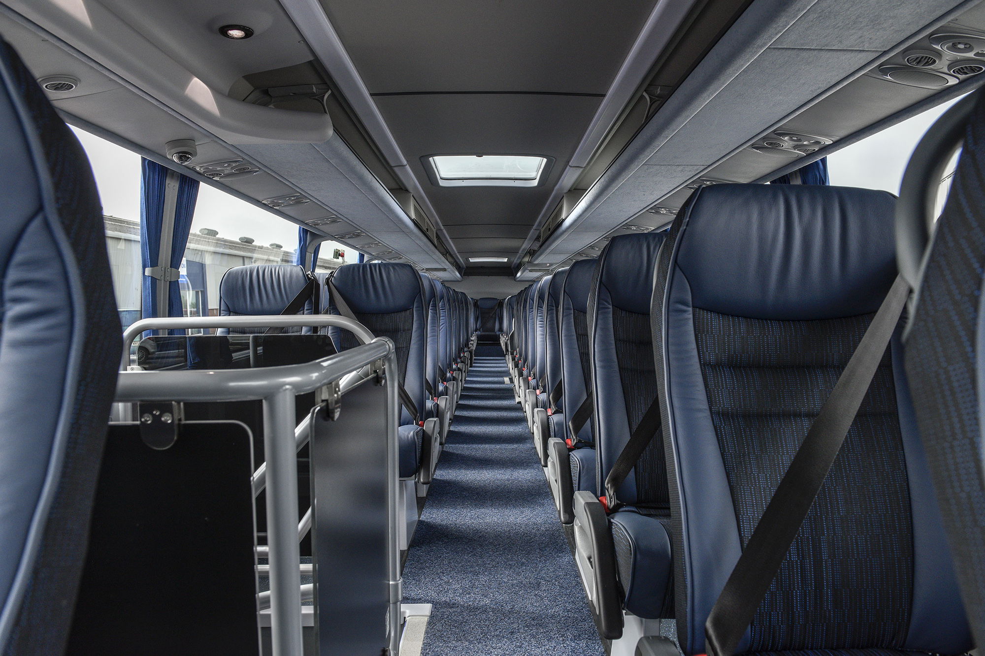 Két új modellel erősít a Plaxton 6 panorama 8 cikkbe