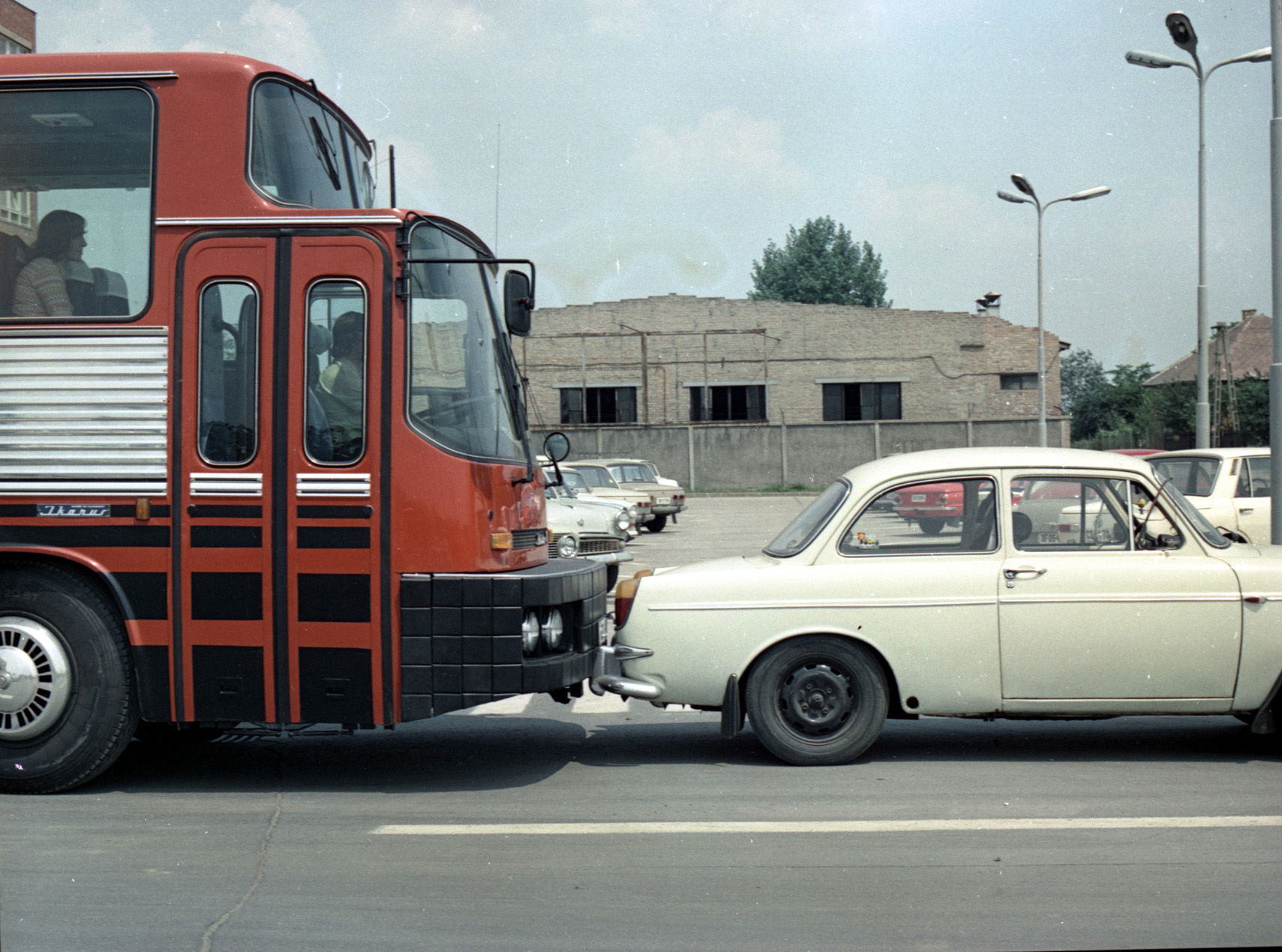 A biztonság mindenek felett - az Ikarus 270 története 5 75069 13