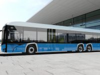 Villanybuszként tér vissza a háromtengelyes Solaris Urbino 15
