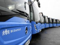 Vitézy Dávid: a kormány 3,2 milliárd forintot biztosít új buszok vásárlására Budapestnek
