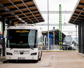 Gondolatok a MÁV-Volánbusz házasság kapcsán