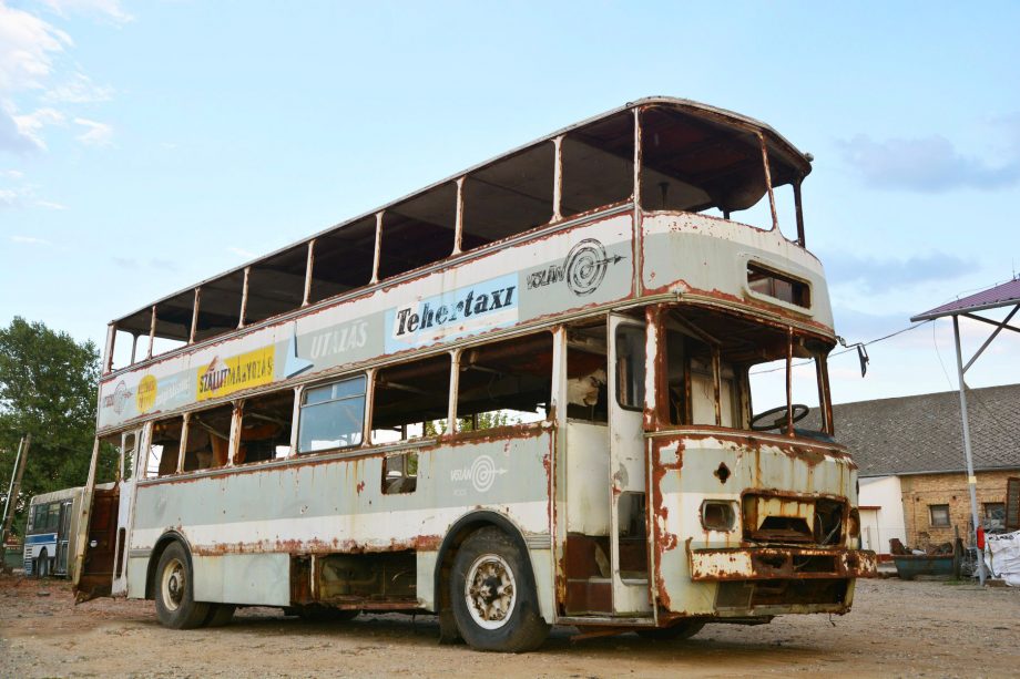 A Volánbusz nosztalgiaflottáját gyarapítja majd az újjászületett MÁVAUT-Ikarus emeletes