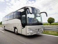 Tőzsdére viszi teherautó- és buszgyártó részlegét a Daimler