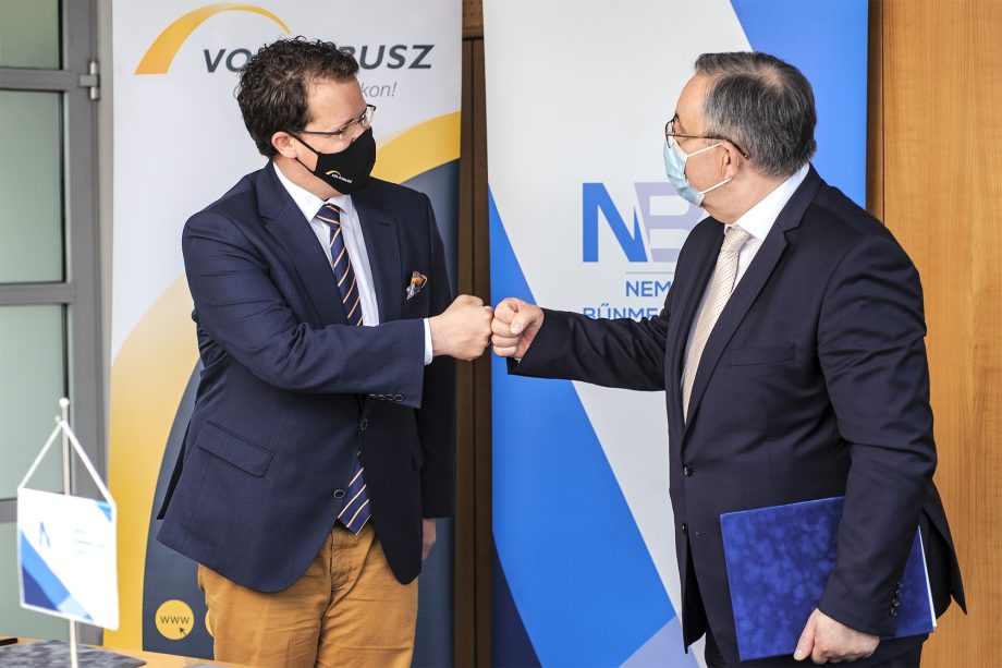 Volanbusz BMNBT dr. Pafferi Zoltan dr. Hatala Jozsef 02