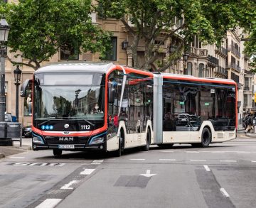 Barcelonában is megkezdődnek az MAN elektromos csuklósának „nyúzópróbái”