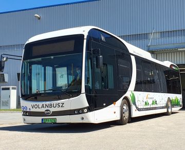 Közel száz villanybusz töltőberendezést telepít a Mobiliti Volánbusz