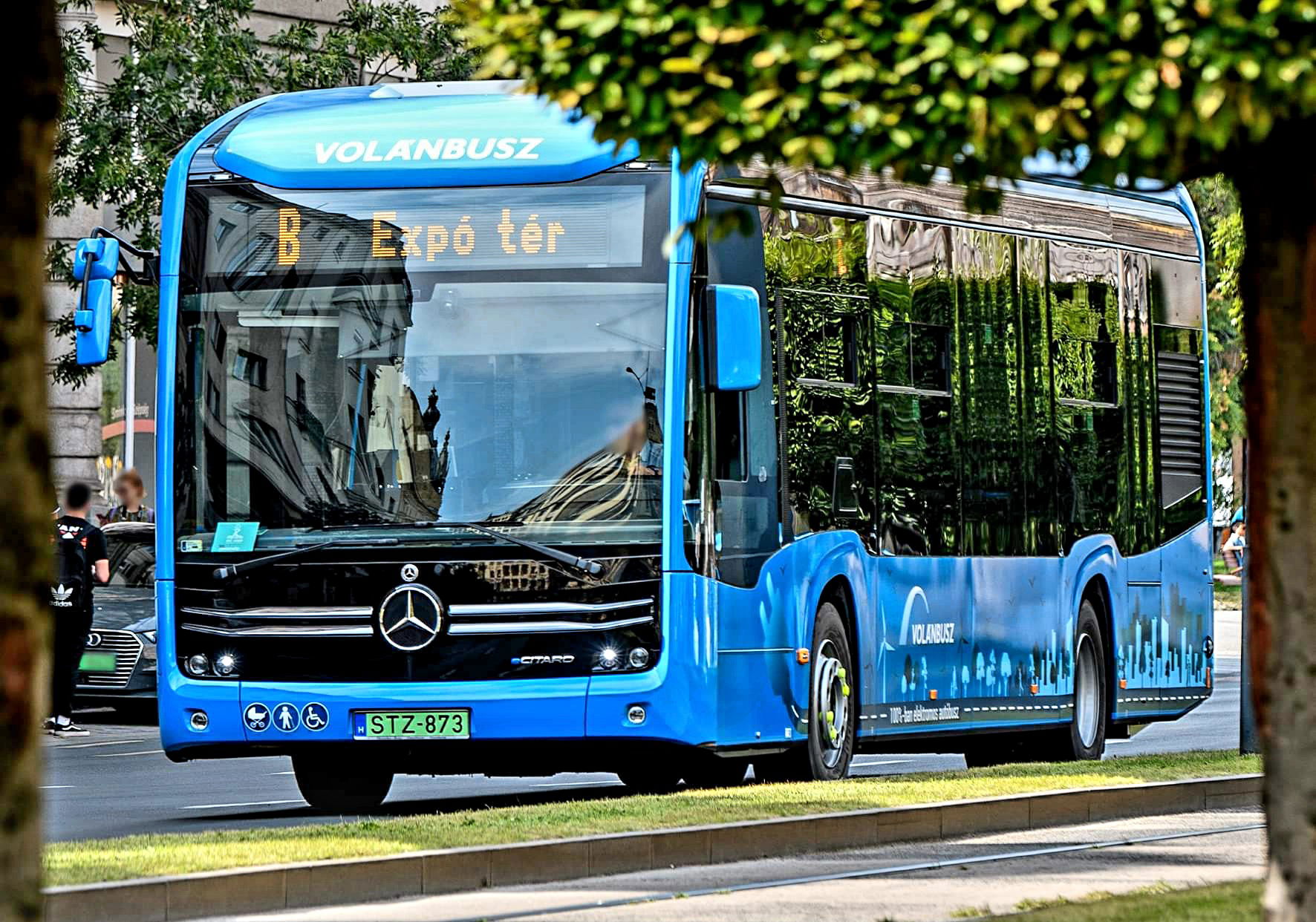 Október 20-a óta négy eCitarót tesztel menetrend szerinti forgalomban a Volánbusz