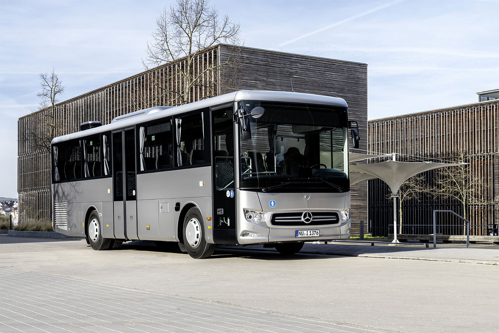 Hibrid hajtással mutatkozik be a legkisebb Mercedes-Benz Intouro