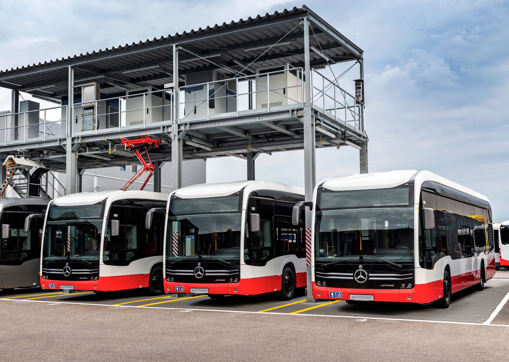 Már 100 eCitarót üzemeltet a Hamburger Hochbahn
