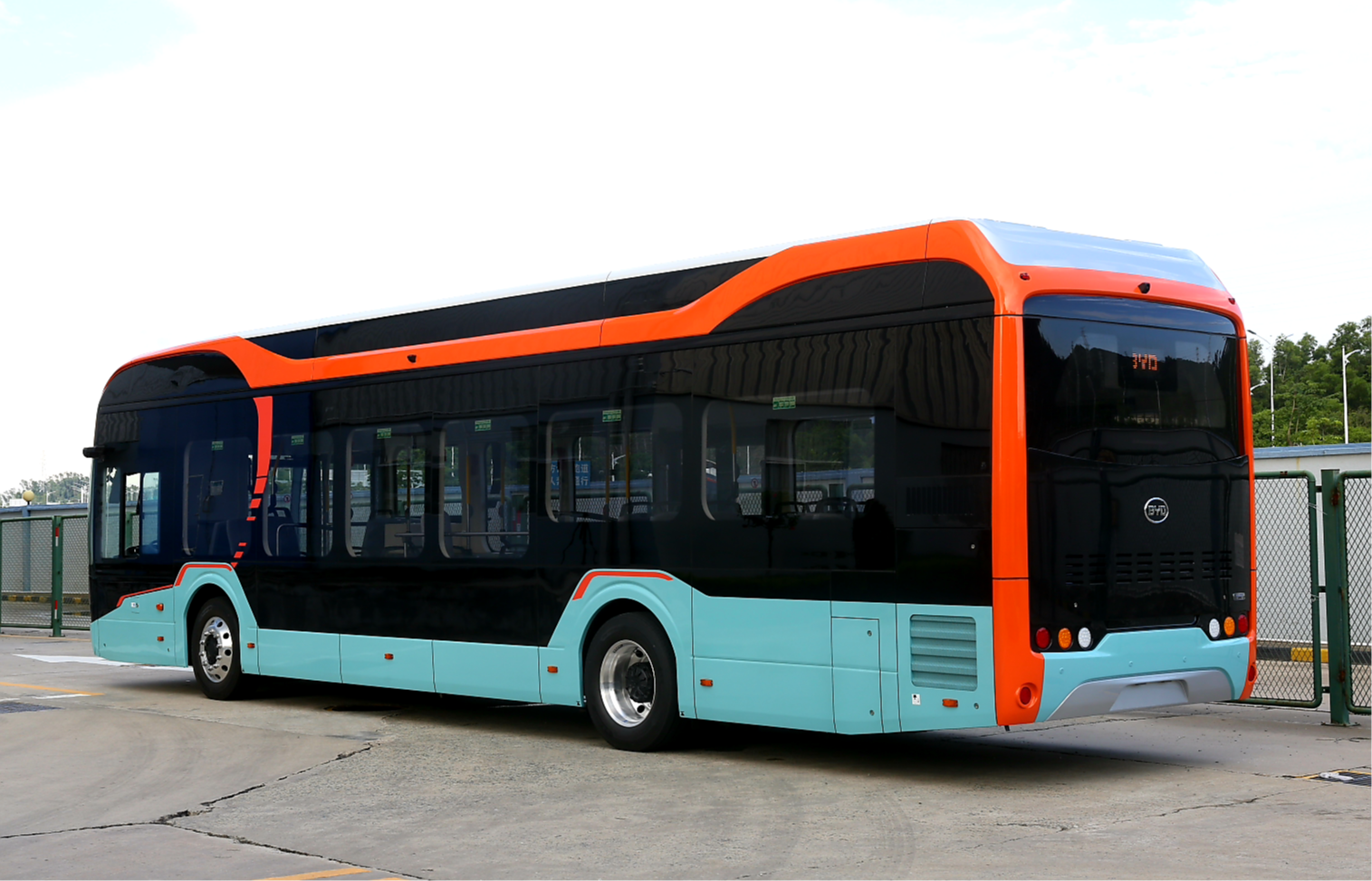 Győrben és Egerben is bemutatkozik a BYD iF Design Award díjjal kitüntetett demóbusza 2 20220927 141918