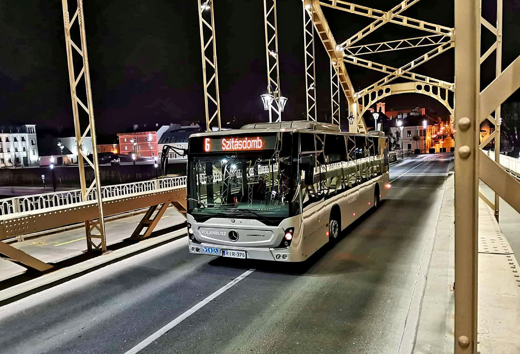 Csak a Volánbusz indult Győr helyi buszközlekedés ellátására kiírt pályázatán