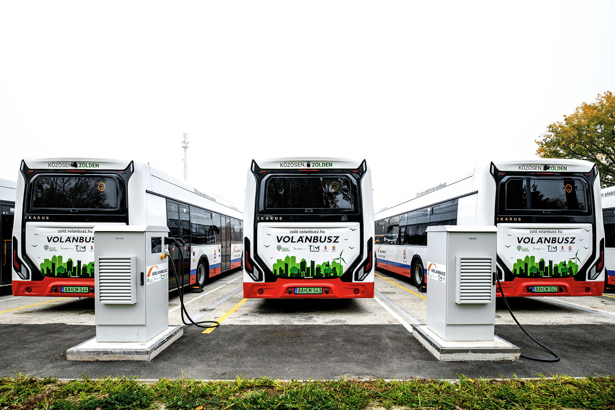 Teljes a székesfehérvári elektromos Ikarus 120e-flotta 6 Szekesfehervar 12 elektromos busz Volanbusz 20221027 03 Foto Volanbusz