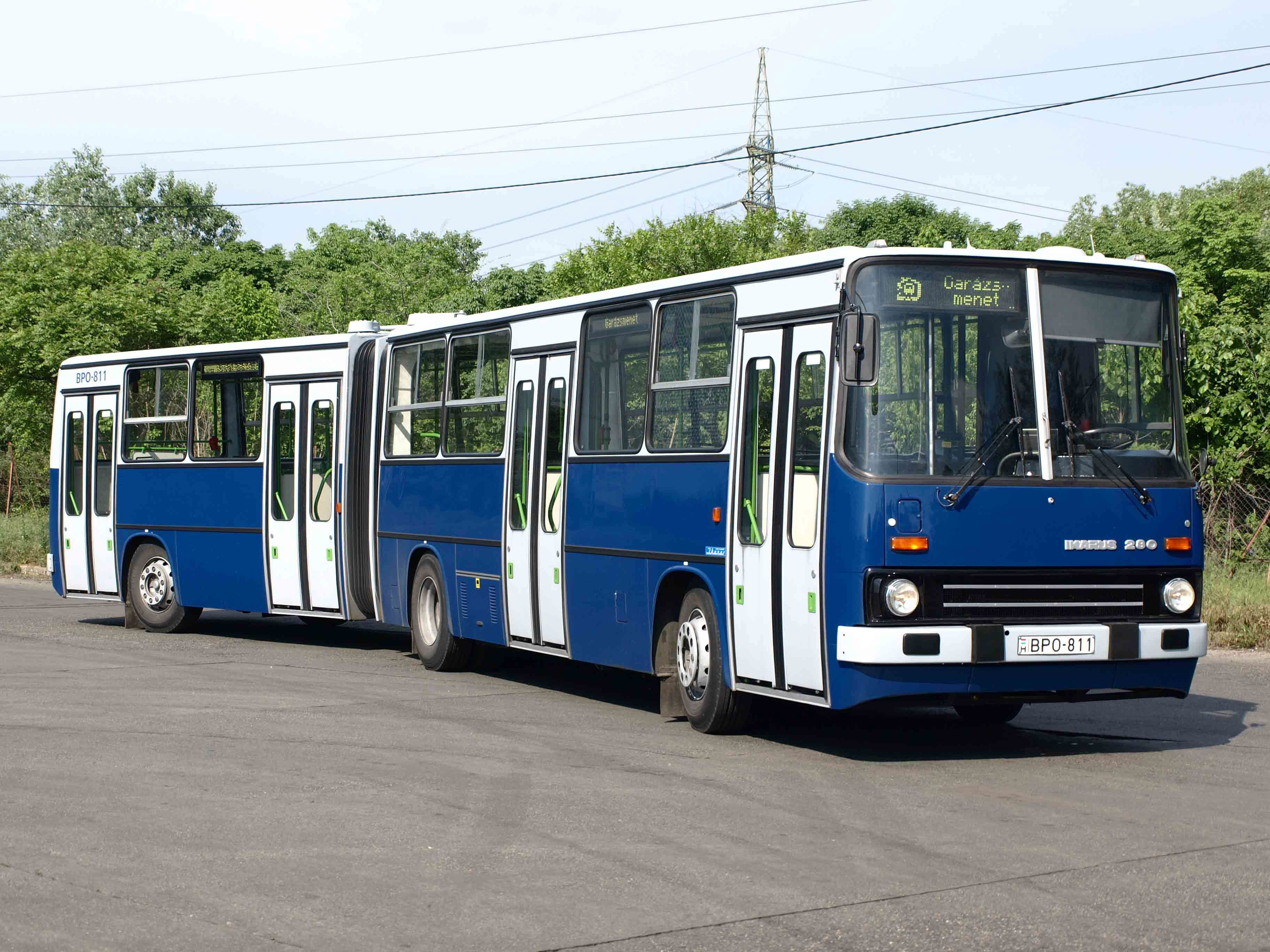 Végleg elbúcsúzik az Ikarus 260-as és Ikarus 435-ös típusoktól Budapest 3 128