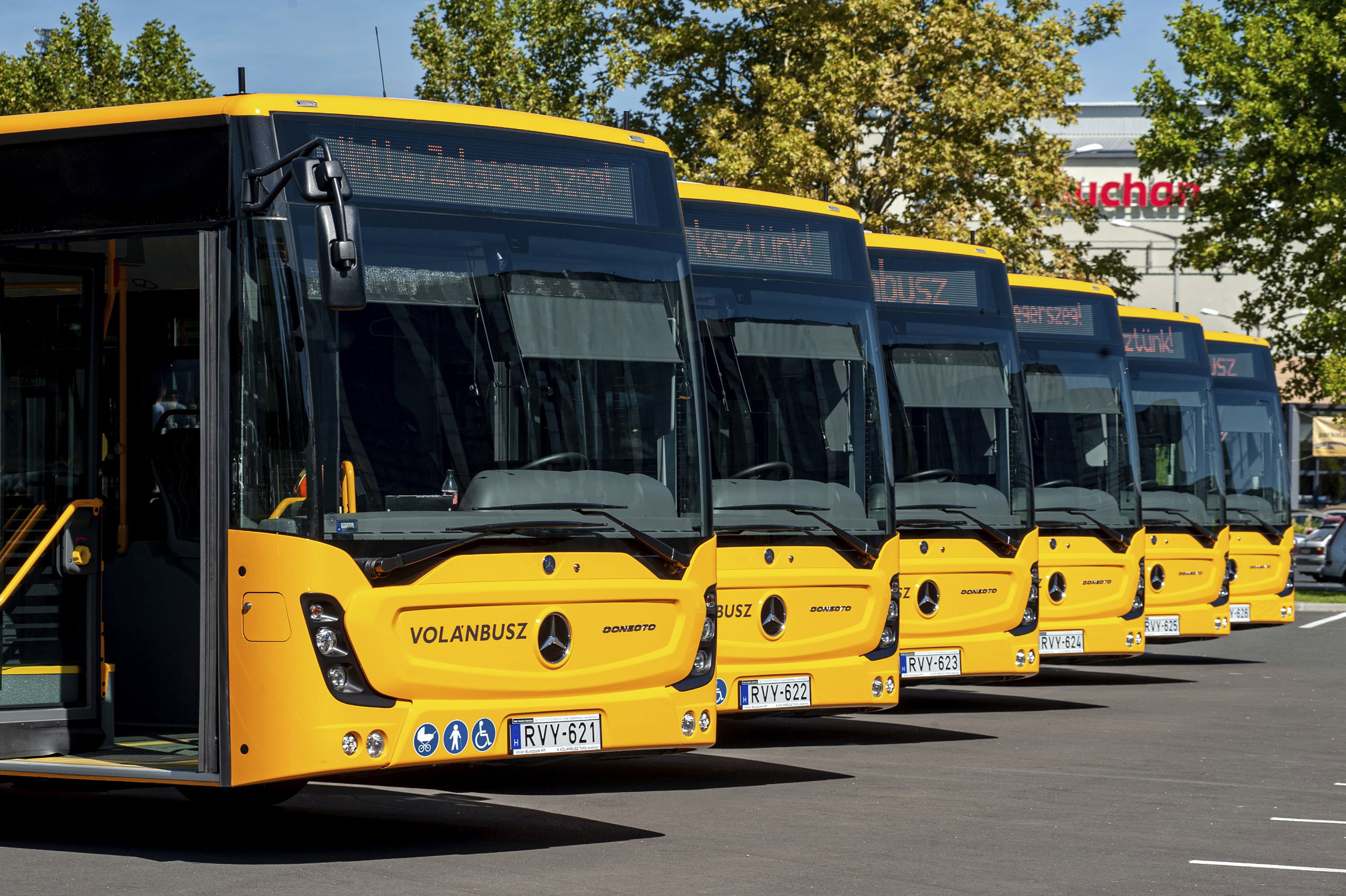 Egyelőre nem vásárol új városi csuklósokat a Volánbusz