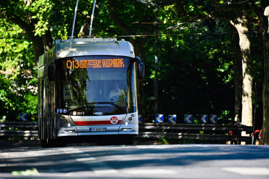 7984 874 Eric Soudan Alpaca Productions pour SYTRAL Mobilites ESO0823