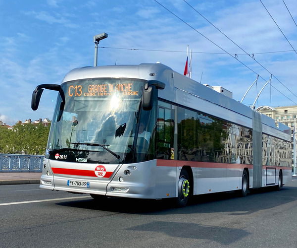 Búcsúzik Irisbus Cristalis trolibuszaitól Lyon, újabb megrendelésnek örülhet a Hess