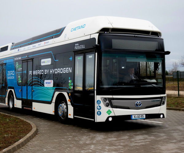 A Pakson járt CaetanoBus H2.City Gold hidrogénbusz főbb jellemzői