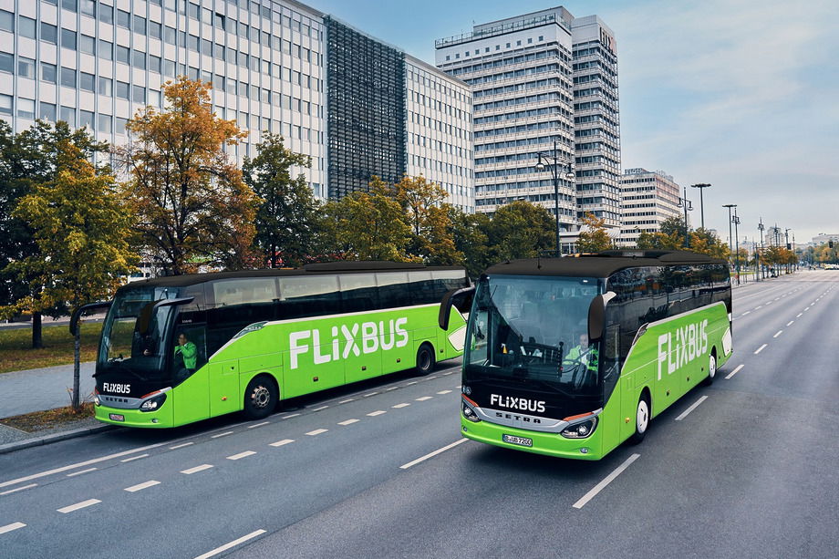 Rekordbevétellel ünnepli tizedik születésnapját a Flixbus