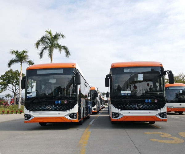 Újabb 150 King Long autóbusz indult útnak Ciprusra