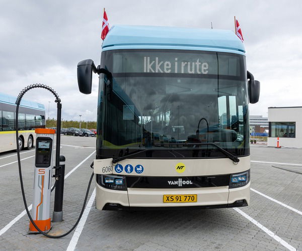 Elkészült Skandinávia legnagyobb e-busz töltőállomása