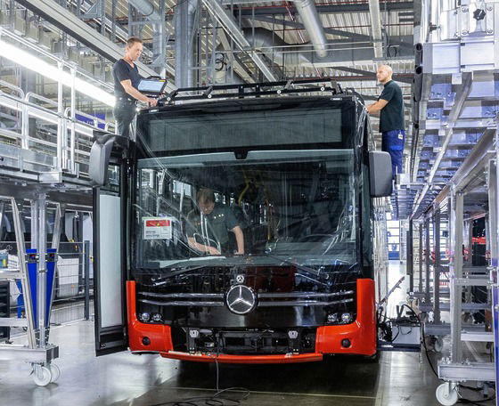 Franciaországban is készülnek Mercedes-Benz eCitarók 2024-től