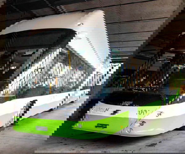 A Hess trolijaival indul újra a trolibusz-üzem a svájci La Chaux-de-Fonds városában