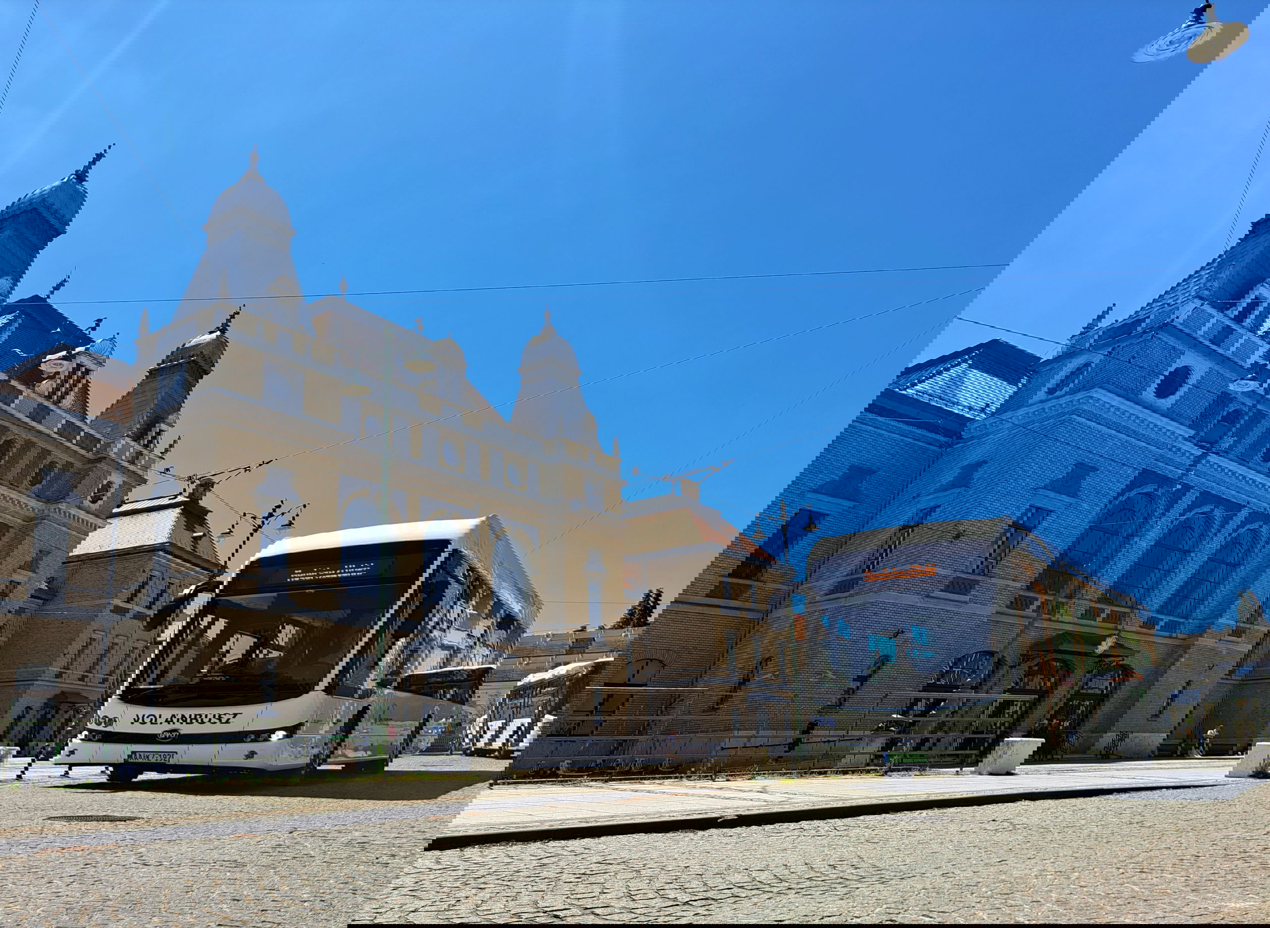 A szegedi kocsik átadásával teljessé vált a Volánbusz elektromos BYD-flottája 6 20230629 110443