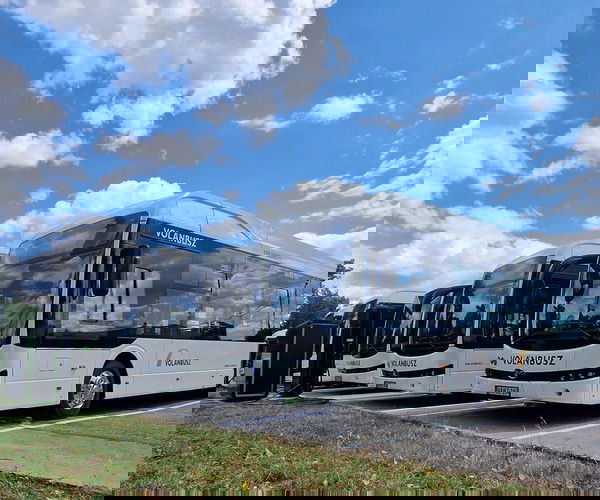 A szegedi kocsik átadásával teljessé vált a Volánbusz elektromos BYD-flottája