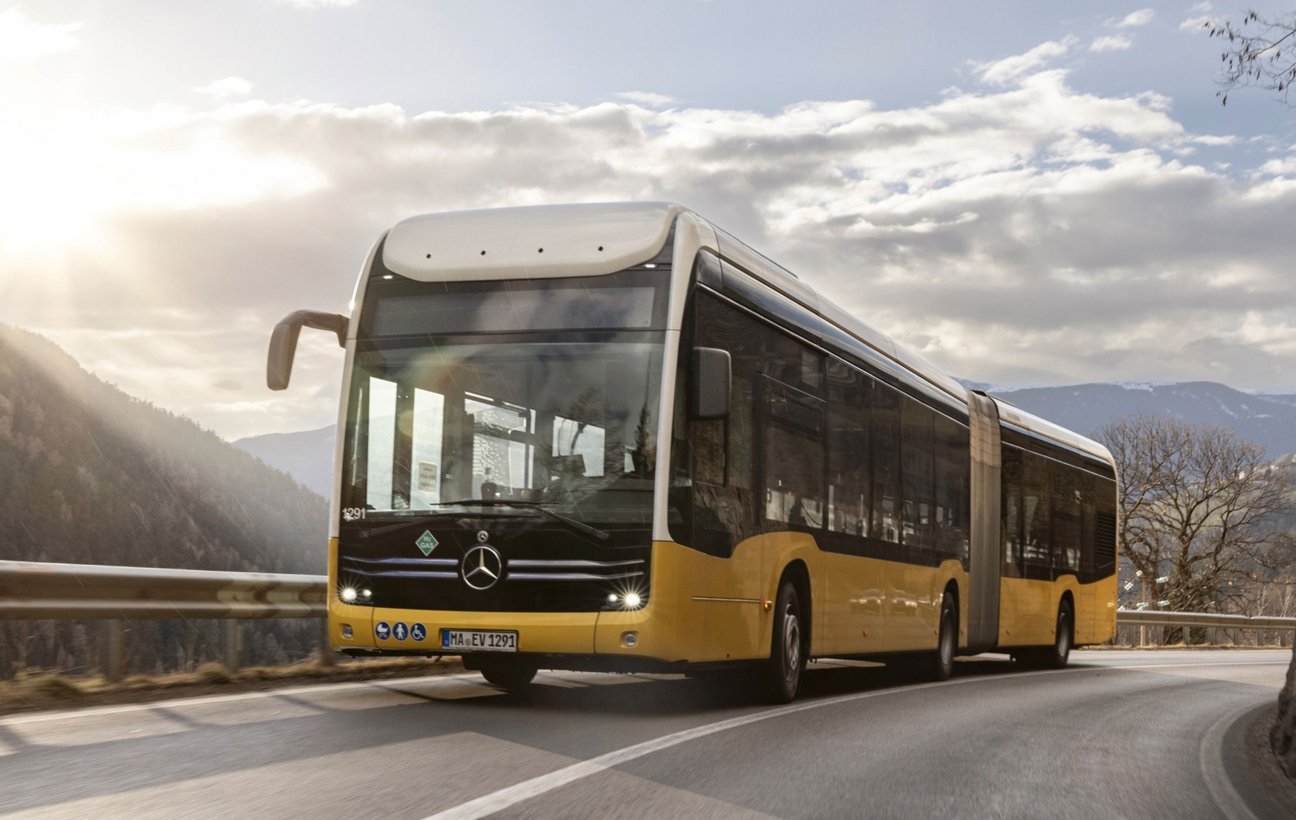 Már több mint 1000 eCitaro gördült le a mannheimi gyártósorokról 4 23DT066 010 1
