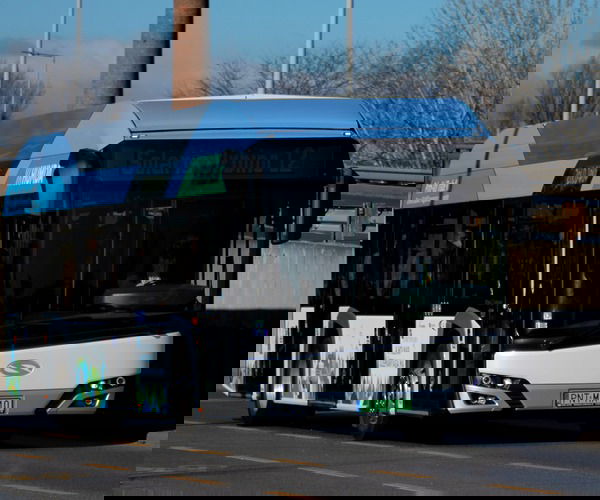 Hidrogénbuszok beszerzésére írt ki tendert a HUMDA