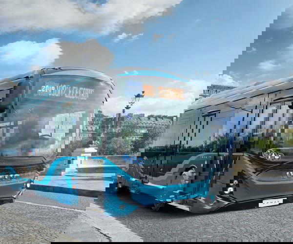 Az Iveco Bus 225 e-Wayt szállíthat a cégcsoport székhelyének otthont adó Torinóba