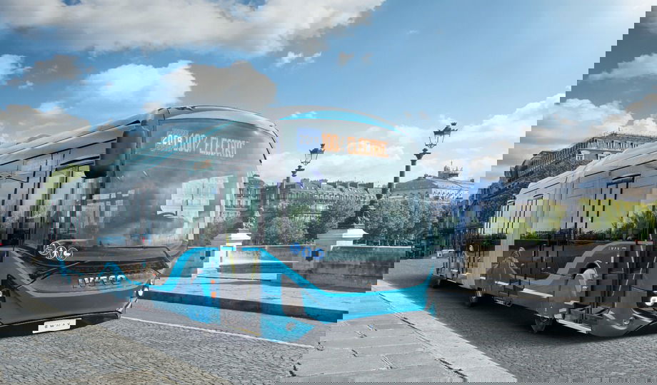 Az Iveco Bus 225 e-Wayt szállíthat a cégcsoport székhelyének otthont adó Torinóba