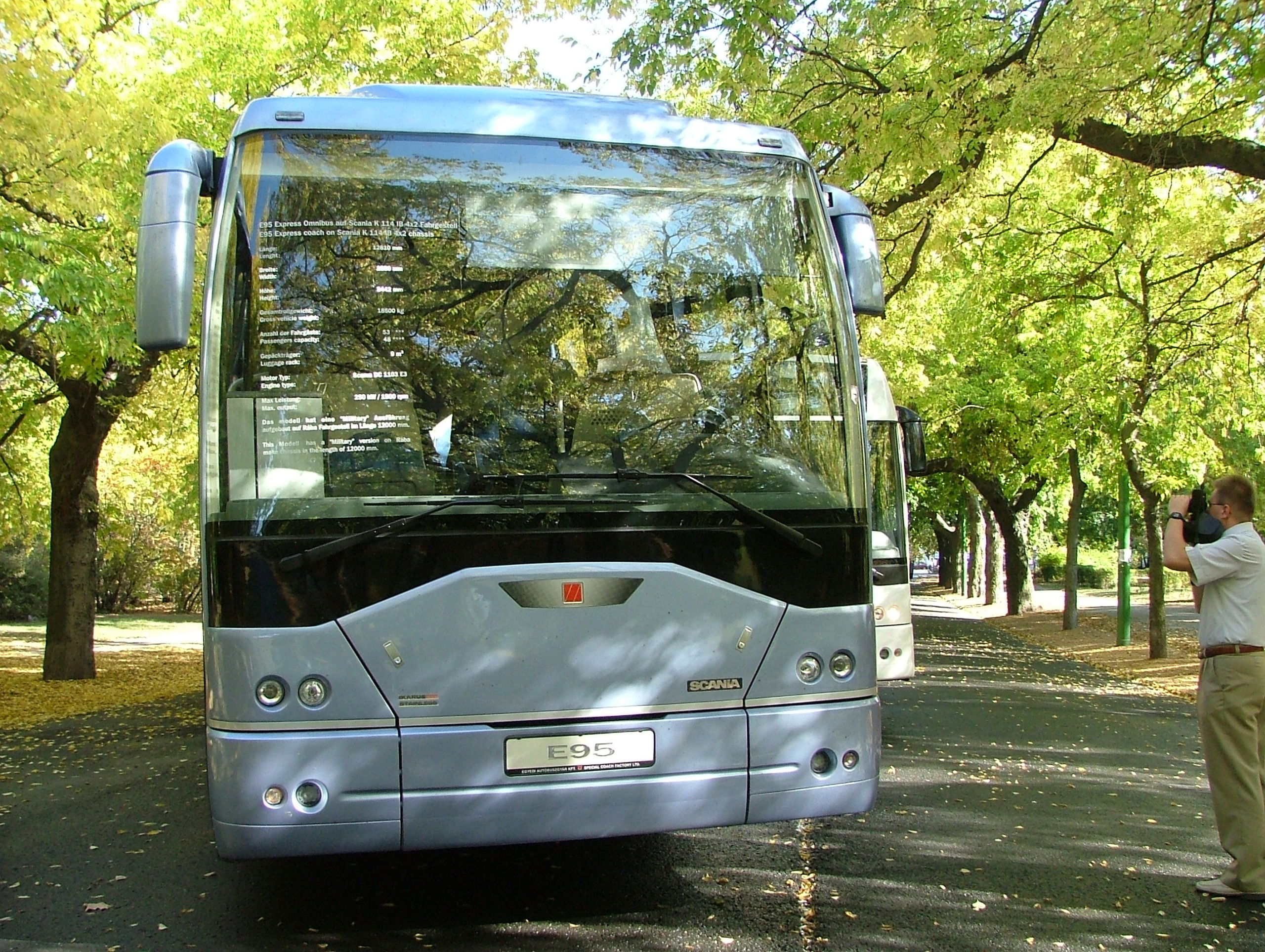 Ikarus EAG bemutato buszok E95.80 es E94.17 16 scaled