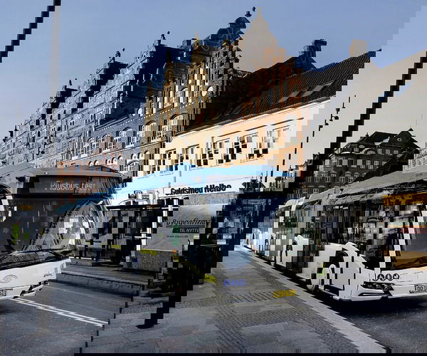 Szeptembertől már utasokat is szállíthatnak Aalborgban a leghosszabb Solaris villanybuszok