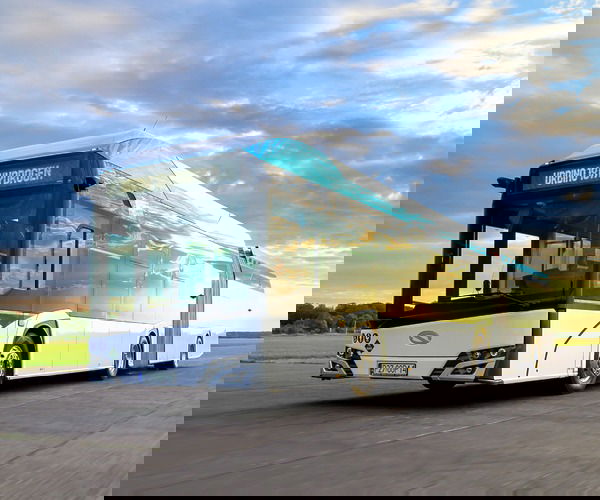 Közel 100 darab üzemanyagcellát rendelt a Solaris a kanadai Ballardtól