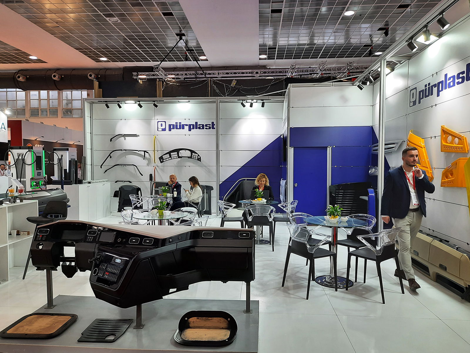 A Busworld Europe 2023 számokban - visszatért a világ legnagyobb buszkiállítása 3 20231008 142454b