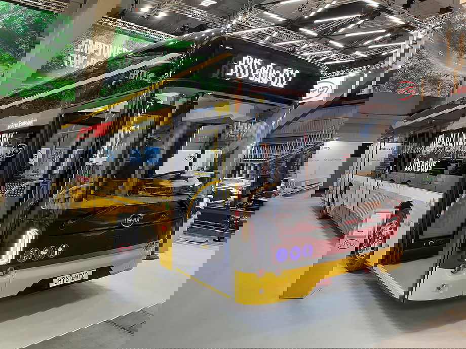 Busworld Europe 2023: a BYD új villanybusza feladja a leckét a konkurenciának 2 20231009 084241b