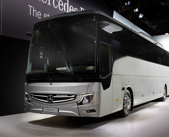 Busworld Europe 2023: a kiállítás legnagyobb standján mutatta be újdonságait a Daimler Buses