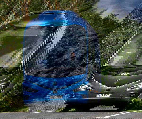 Frissítést kap az Irizar zászlóshajója, jövőre érkezik az i8 Efficient