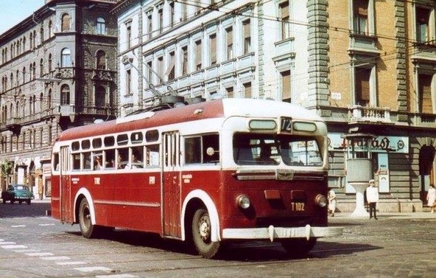 Kilencven éves a budapesti trolibuszközlekedés - koszorúzással emlékezett a BKV 4 73adb70b0e119eadf84d88a9fc159056