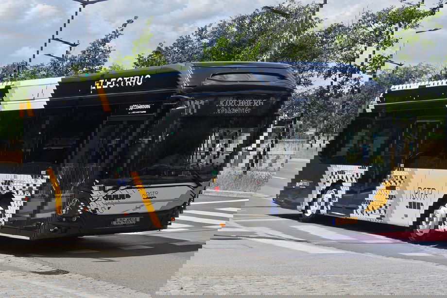 Megérkezett az első megrendelés az egyiptomi gyártású Volvo 7900-as villanybuszokra 1 dc 4514 volvo 7900e demy 207453