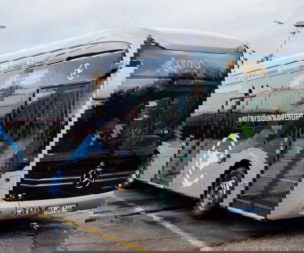 Legalább 50 szóló villanybuszt hozna a fővárosba az ArrivaBus