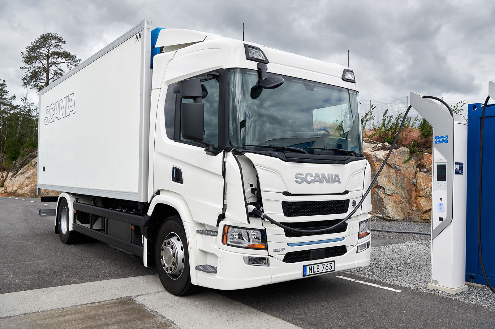 Sikeresen alakult a 2023-as év a Scania magyarországi képviselete számára 5 20110 009 cikkbe