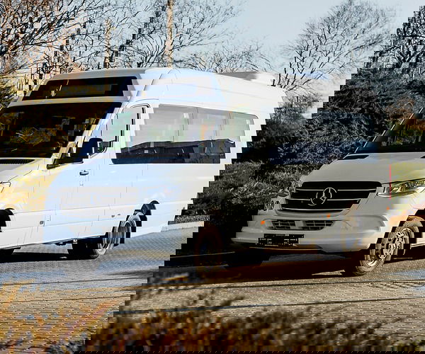 Hazai karosszálású minibuszt tesztel a Volánbusz