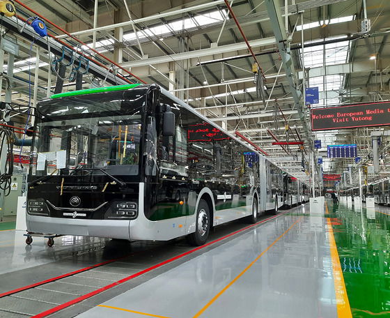 Keleti iránymutatás – látogatás a Yutong csengcsoui központjában, I. rész