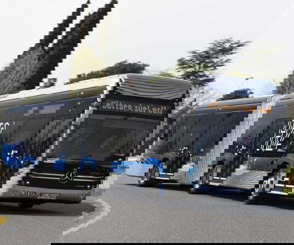 Madridban teszteltük a hidrogén hatótávnövelős Mercedes-Benz eCitaro G fuel cellt